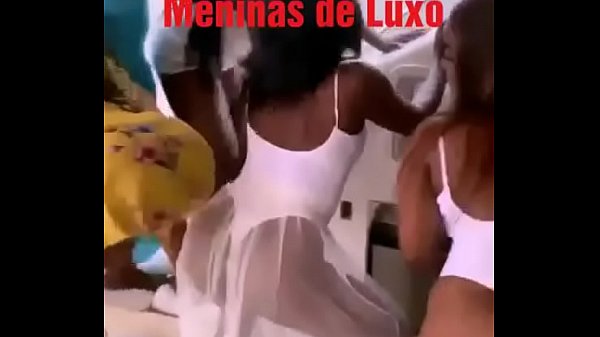 Play MP4 - Diva Rabuda  Putas de Angola