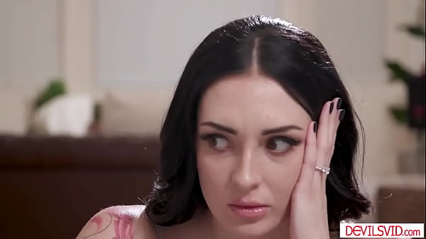 Busty wife and sis in law havinganal threesome_with husband