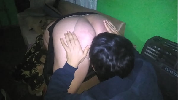 Play MP4 - le chupo el culo y la vagina a mi novia