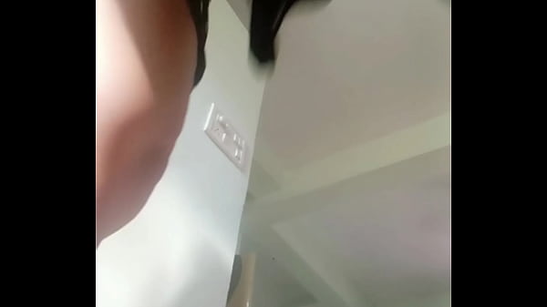 Nonton Wet Is My Default Setting thumbnail