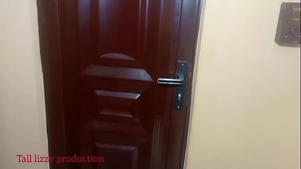 Nonton Secondary School Boy Bought A Gigantic Vibrator For His Teen Girlfriend And Used It On Her thumbnail