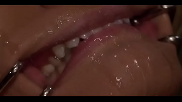 Nonton Blond Has Appetite For Rough Bondage thumbnail