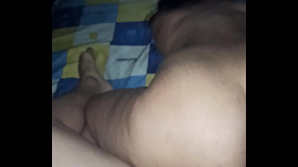 Play MP4 - Sophia enjoying his first POV