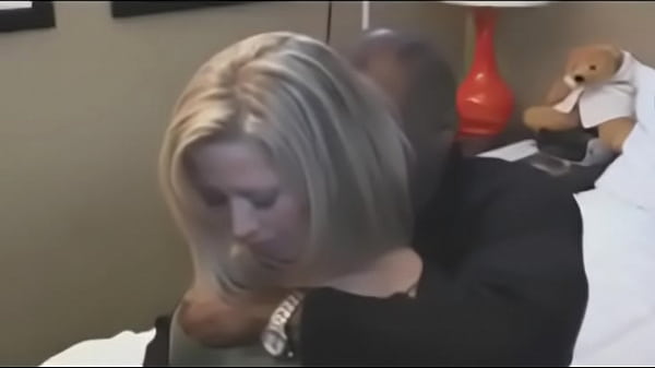 Play MP4 - wife fucked and creampied by her husband's BBC BOSS