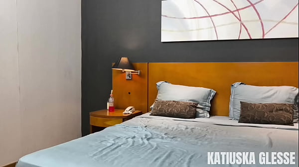 Nonton Negro Dotado Arrombou Minha Buceta Apertadinha E Gozou Dentro thumbnail