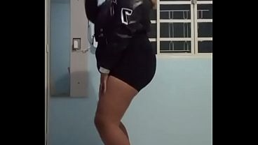 Nonton Gordinha Dan&ccedil;ando Na Resenha thumbnail