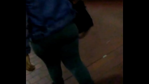 Phat jiggly ass bmore go hard 