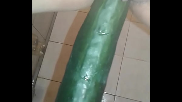 Play MP4 - Penetracion con pepino