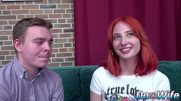 Nonton Gorgeous Young Wife Emma Korti Gets Anally Creampied thumbnail