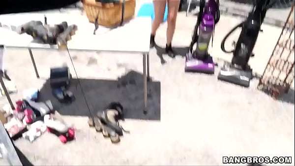 Pretty amateur fucked after a crash