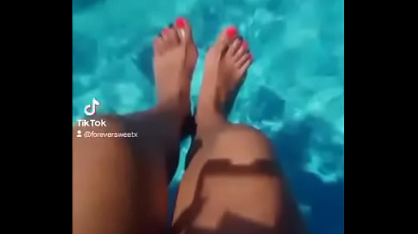 Foreversweetx - update #1 - Feet Pool ?