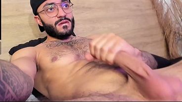 BLAZEX - FIT CAM BOY LETS YOU WATCH HIS PRIVATE JERK OFF SESSION 