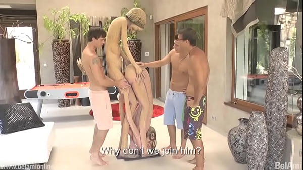 Play MP4 - Super threeway bareback