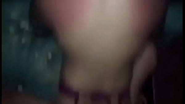 Play MP4 - Petite pounding