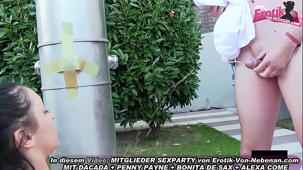 Play MP4 - Deutsche amateur Outdoor Sperma und Piss Party