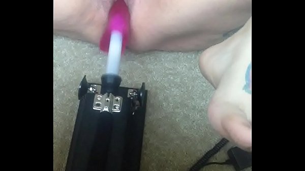 Play MP4 - cumming with my fuck machine