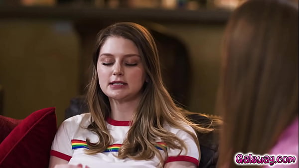 Play MP4 - Bunny Colby and partner Skylar Snow kissing and touching each other