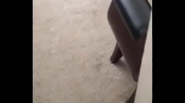 Nonton Honey Just Around The Corner! thumbnail