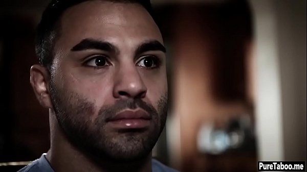 MILF stepmom and tighty teen banged in a threesome_sex