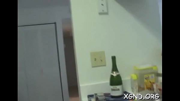 Nude Jessica andthrobbing packing monster