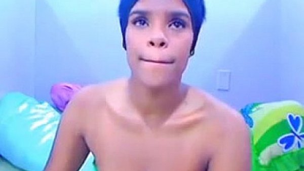 Nonton Pretty Slut Fingering Her Pink Pussy thumbnail