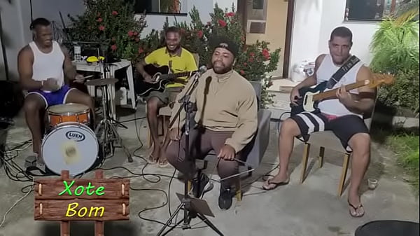 Nonton Fazendo Um Som Gostoso thumbnail