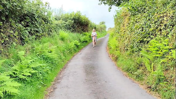 Country lane expose 