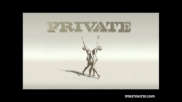 Patricia Diamond Gives Her Carpenter a Lunch Break by Sucking His Dick