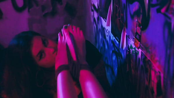 My Big Feet Licked For The First Time In My Life thumbnail