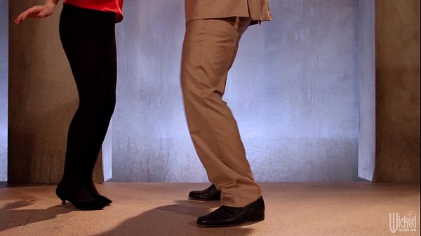 Play MP4 - Lexi's ass looks so good in leggings