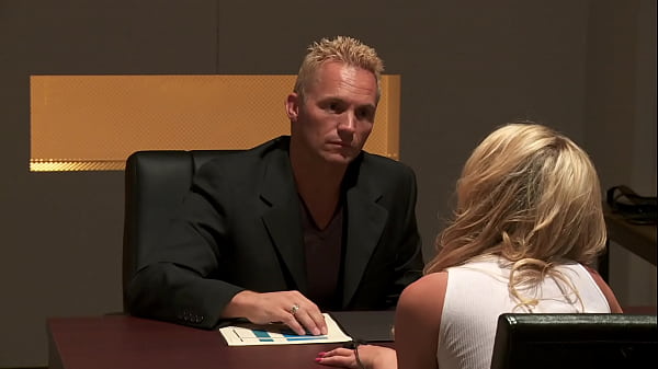 Paige Ashley Has Cum Sprayed All Over Her Freshly Shaved Pussy thumbnail