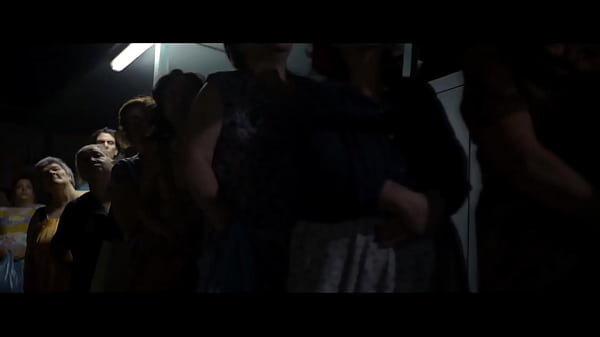 Nonton Luisa Ranieri Prende Il Sole Nuda Su Una Barca thumbnail