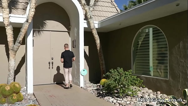 Handsome census taker Tyler Rush is invited by gay home owner Jordan Starr in his home in Palm Springs and then bareback anal fucked 