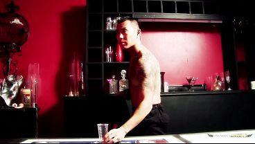 Nonton A Boring Day At The Strip Club Gets Spicy As The Milf Delivers Food To The Wrong Place. They Convince Her To Stay A Bit Longer By Rubbing Her Clit And Preparing Her For An Anal Threesome And Dp. thumbnail