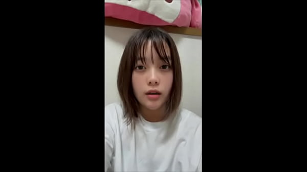 Nonton 一般素人女子大生がお風呂あがりにおまんこを触ってオナニー姿が興奮する。 thumbnail