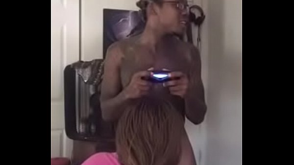Play MP4 - Getting some Head while on the PS4 Bust a Nice Load in her mouth
