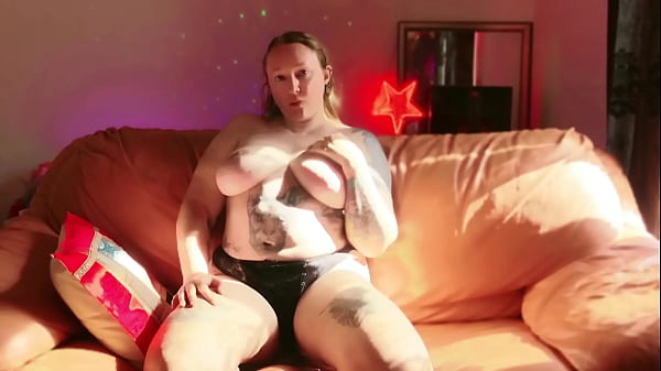 pussy play with huge black dildo