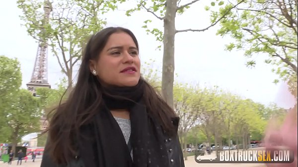 Play MP4 - Amazing Alice Axx uses a Vibrator while Getting Fucked in Public