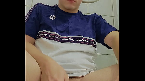 Play MP4 - 18 year old boy plays with his pee