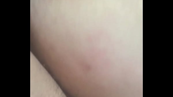 Play MP4 - Comendo um cuzinho de lado bem apertado