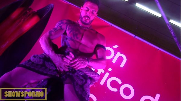 Italian_pornstarerotic_show