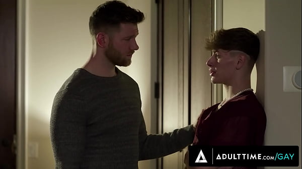 Hot Twink Assfucks His Older Boyfriend 