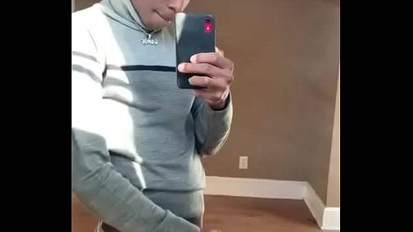 Play MP4 - Me masturbo y me grabo