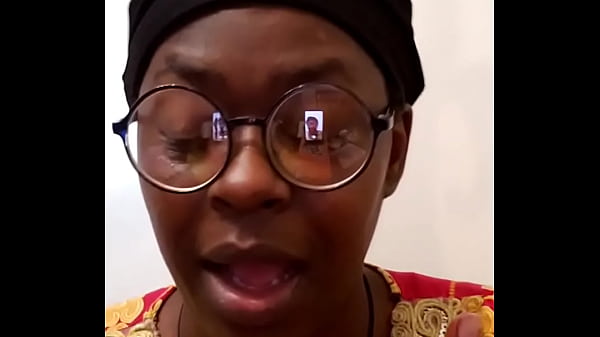 Play MP4 - Q&A with SluttyMelanin &num;14 a&rpar; What is something men do RIGHT in the bedroom&quest; b&rpar; What are the top 5 BEST sex types&quest;