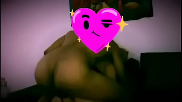 Play MP4 - Safada gulosa quer machos ativos