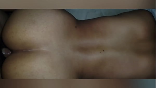 Play MP4 - Morena le gusta estar desnuda en su habitaci&oacute;n&excl;&excl; Hermanastro cachondo se mete a la habitaci&oacute;n de su hermanastra mientras ella descansa&excl;&excl;&excl; La cojo duro y profundo de perrito&excl;&excl;