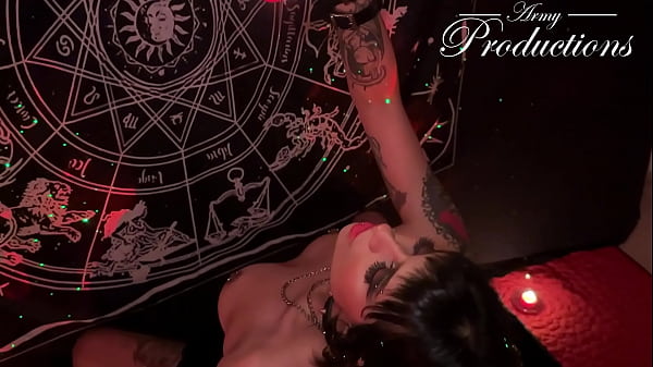 Gothic girl and her ritual to have sex with her boyfriend 