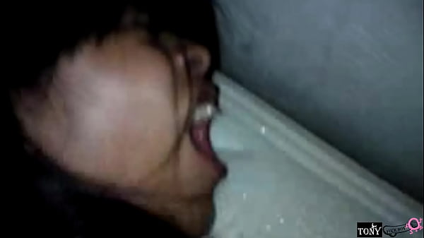 Play MP4 - Me equivoqu&eacute; de hoyo&comma; se la met&iacute; por el culo sin querer y aunque me dijo que le duele yo no me detuve y se la met&iacute; toda&period;&period; &lpar;Anal Accidental&rpar;