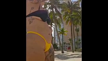 Ruiva Casada Da O Cuzinho Pro Marido Corno E Depois Vai A Praia E Pega Um Desconhecido Roludo E Faz Um Boquete No Banheiro Qu&iacute;mico E Leva Gozada Na Cara thumbnail