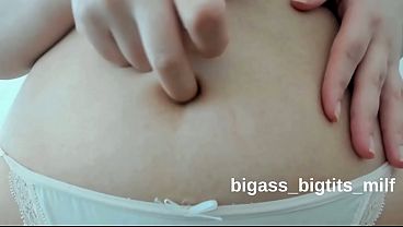 Spİt On Belly Button- Fİngerİng Belly Button- Belly Button Fetish thumbnail